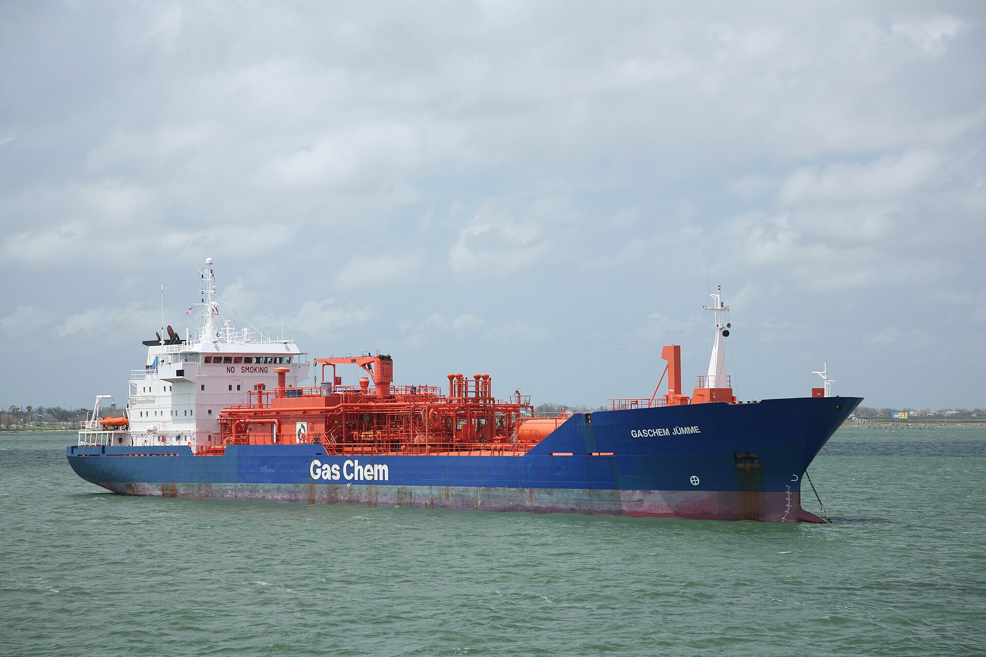 The Gaschem Jümme ammonia carrier ship underway